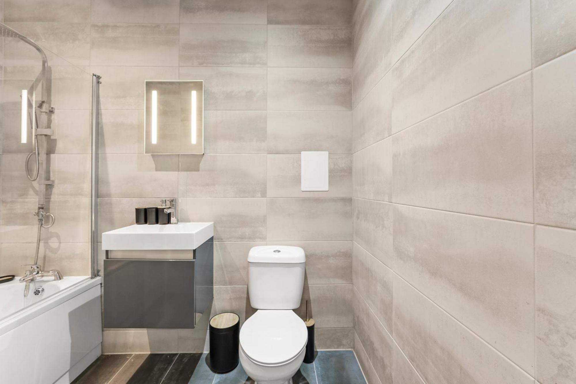 Comfortable 2-Bedroom Stay In NWI Buitenkant foto
