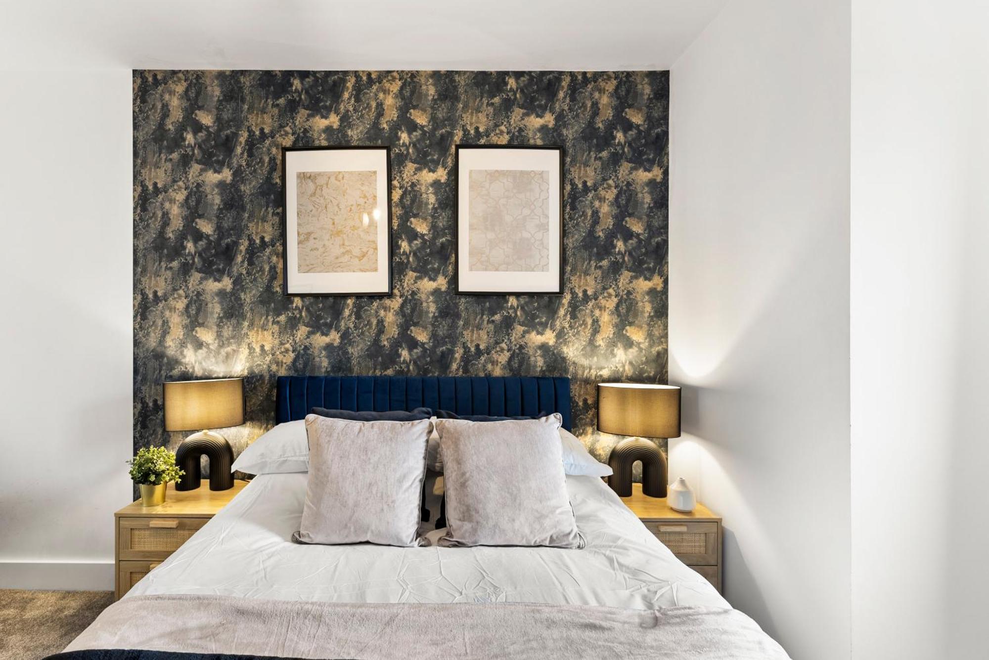 Comfortable 2-Bedroom Stay In NWI Buitenkant foto