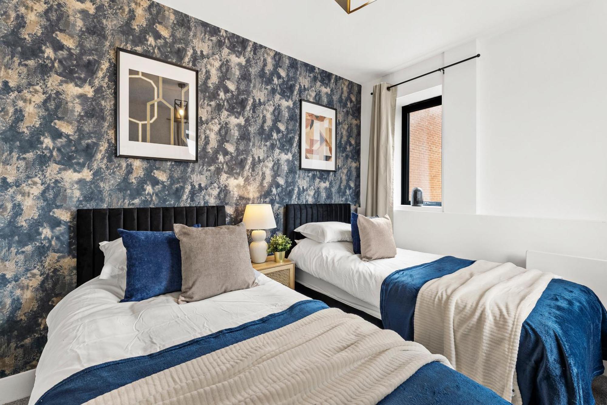 Comfortable 2-Bedroom Stay In NWI Buitenkant foto